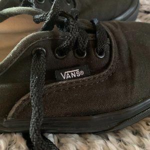 Black Kid's Vans Off The Wall Shoes Size 3